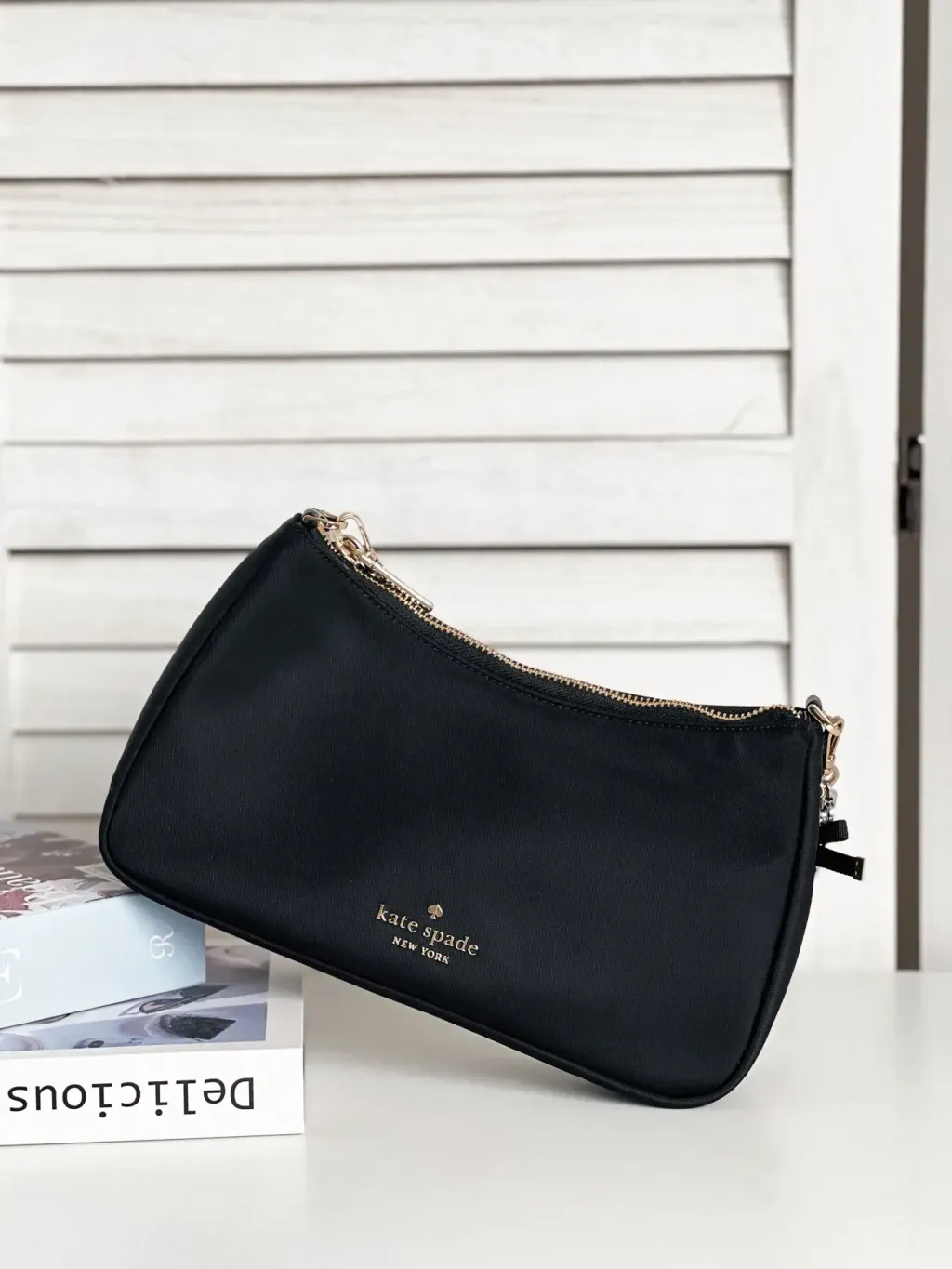 JuzBeauty_JuzBeautyMalaysia_JuzPretty_Authentic_Kbeauty_Malaysia_Skin_Care_Cosmetics_K-beauty_Health_Care_korean_streetwear_KATE SPADE KN256 Margot Nylon Convertible Crossbody Bag in Black 单肩包5.jpg