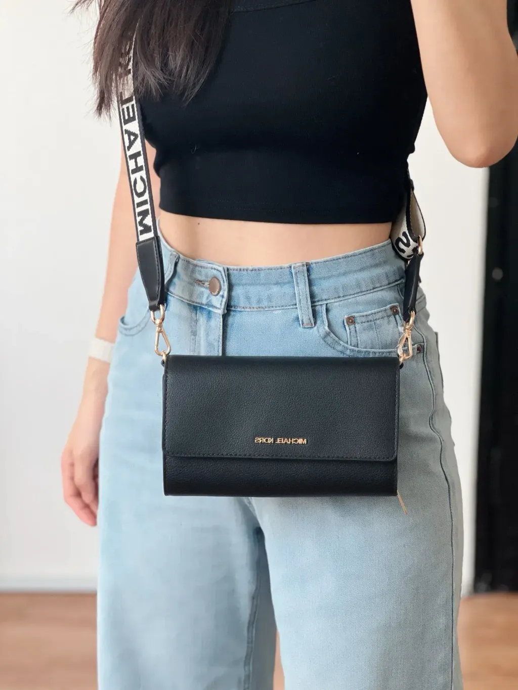 JuzBeauty_JuzBeautyMalaysia_JuzPretty_Authentic_Kbeauty_Malaysia_Skin_Care_Cosmetics_K-beauty_Health_Care_korean_streetwear_MICHAEL KORS 35F2GTTC8L Jet Set Large Leather Crossbody Bag in black 斜挎包2.jpg