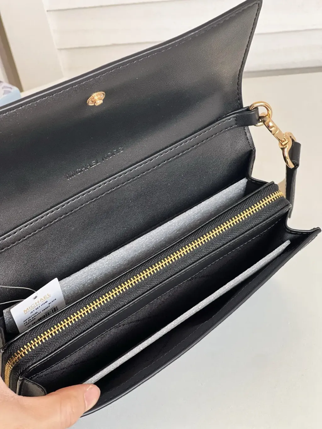 JuzBeauty_JuzBeautyMalaysia_JuzPretty_Authentic_Kbeauty_Malaysia_Skin_Care_Cosmetics_K-beauty_Health_Care_korean_streetwear_MICHAEL KORS 35F2GTTC8L Jet Set Large Leather Crossbody Bag in black 斜挎包5.jpg