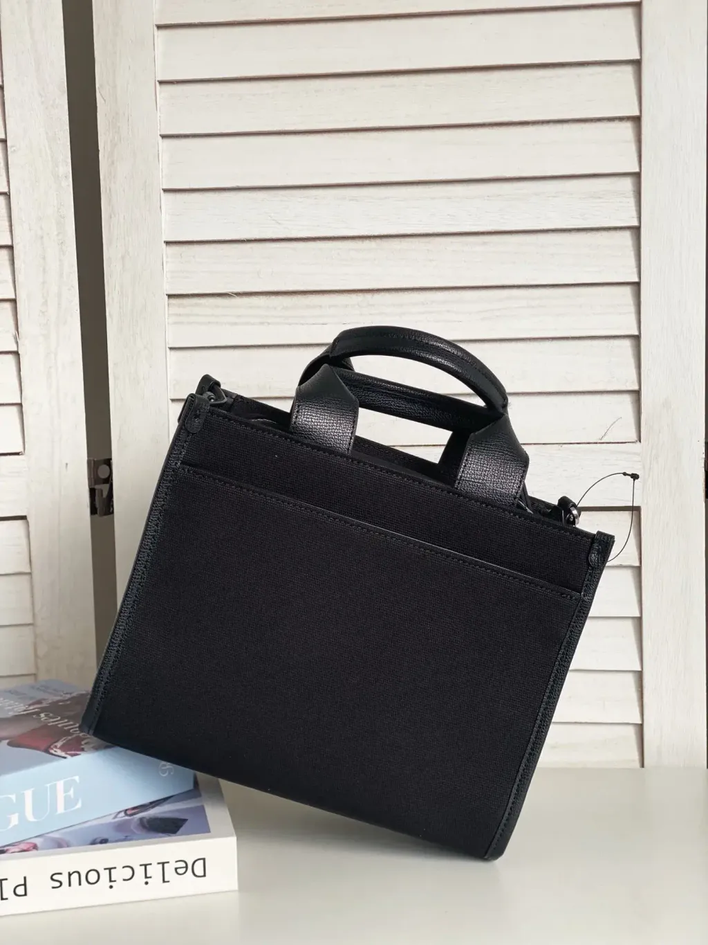 JuzBeauty_JuzBeautyMalaysia_JuzPretty_Authentic_Kbeauty_Malaysia_Skin_Care_Cosmetics_K-beauty_Health_Care_korean_streetwear_KARL LAGERFELD L6ADH3EP Kristina Small Crossbody Canvas 斜挎包5.jpg