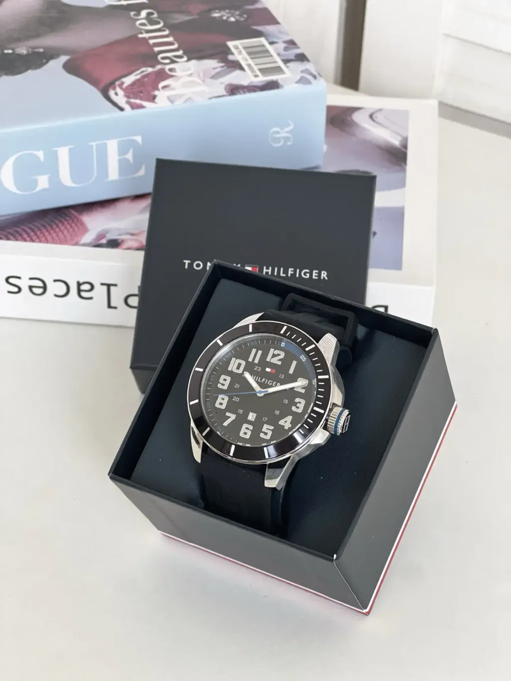 JuzBeauty_JuzBeautyMalaysia_JuzPretty_Authentic_Kbeauty_Malaysia_Skin_Care_Cosmetics_K-beauty_Health_Care_korean_streetwear_TOMMY HILFIGER 179172 Men's Watch 48mm 男款手表1.jpg