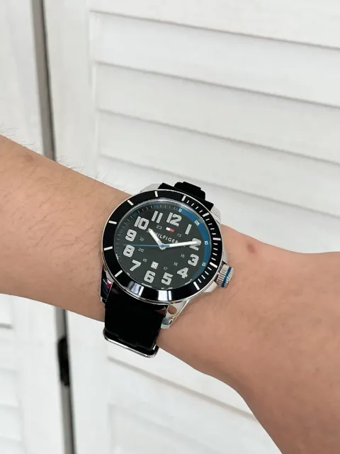 JuzBeauty_JuzBeautyMalaysia_JuzPretty_Authentic_Kbeauty_Malaysia_Skin_Care_Cosmetics_K-beauty_Health_Care_korean_streetwear_TOMMY HILFIGER 179172 Men's Watch 48mm 男款手表4.jpg