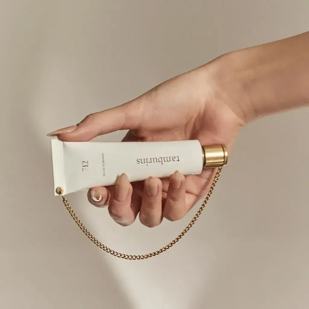 JuzBeauty_JuzBeautyMalaysia_JuzPretty_Authentic_Kbeauty_Malaysia_Skin_Care_Cosmetics_K-beauty_Health_Care_korean_streetwear_TAMBURINS Chain Hand Cream 链条护手霜2