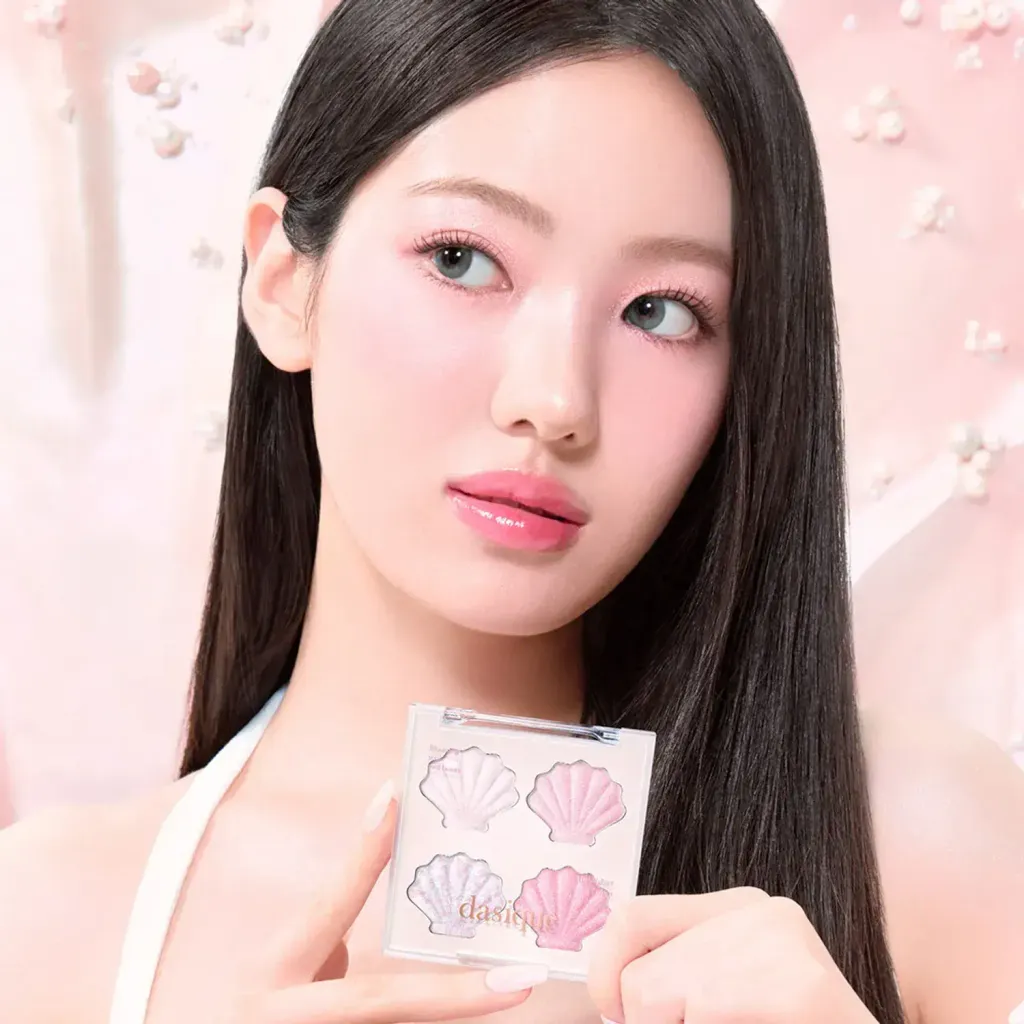 JuzBeauty_JuzBeautyMalaysia_JuzPretty_Authentic_Kbeauty_Malaysia_Skin_Care_Cosmetics_K-beauty_Health_Care_korean_streetwear_DASIQUE Shine Glowy Highlighter Palette 01 Twinkle Mermaid 人鱼贝壳高光8