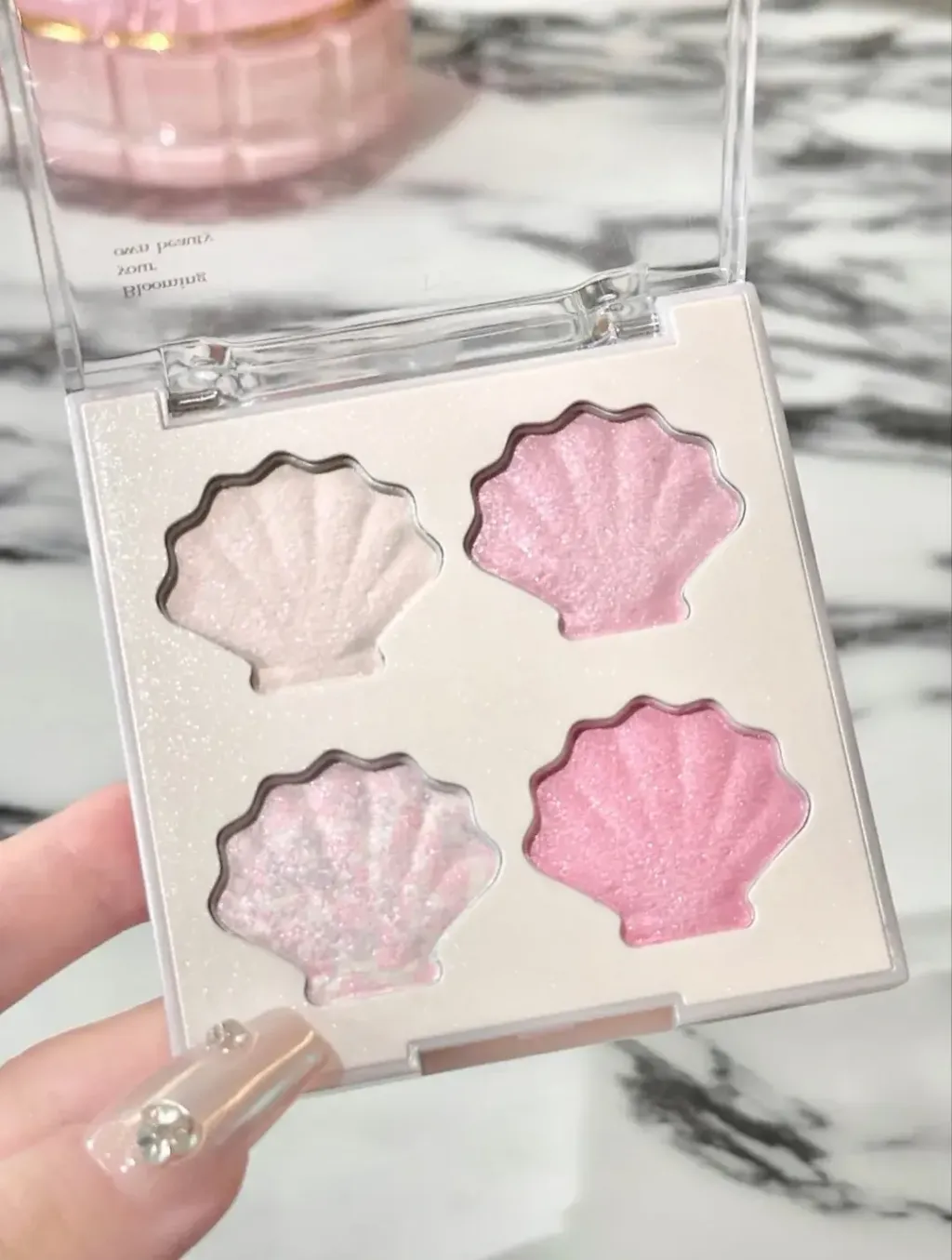 JuzBeauty_JuzBeautyMalaysia_JuzPretty_Authentic_Kbeauty_Malaysia_Skin_Care_Cosmetics_K-beauty_Health_Care_korean_streetwear_DASIQUE Shine Glowy Highlighter Palette 01 Twinkle Mermaid 人鱼贝壳高光11