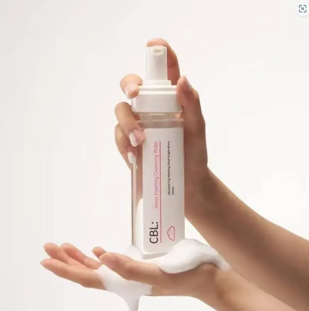 JuzBeauty_JuzBeautyMalaysia_JuzPretty_Authentic_Kbeauty_Malaysia_Skin_Care_Cosmetics_K-beauty_Health_Care_korean_streetwear_CBL Snow Foaming Cleansing Water 泡泡卸妆水3