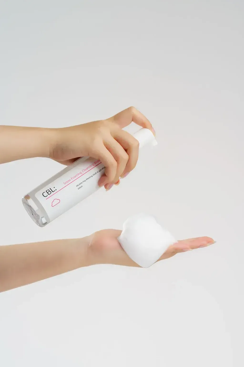 JuzBeauty_JuzBeautyMalaysia_JuzPretty_Authentic_Kbeauty_Malaysia_Skin_Care_Cosmetics_K-beauty_Health_Care_korean_streetwear_CBL Snow Foaming Cleansing Water 泡泡卸妆水2