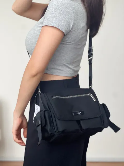 JuzBeauty_JuzBeautyMalaysia_JuzPretty_Authentic_Kbeauty_Malaysia_Skin_Care_Cosmetics_K-beauty_Health_Care_korean_streetwear_KATE SPADE KN672 Carter Ksnyl Cargo Messenger Bag Black 斜挎包3