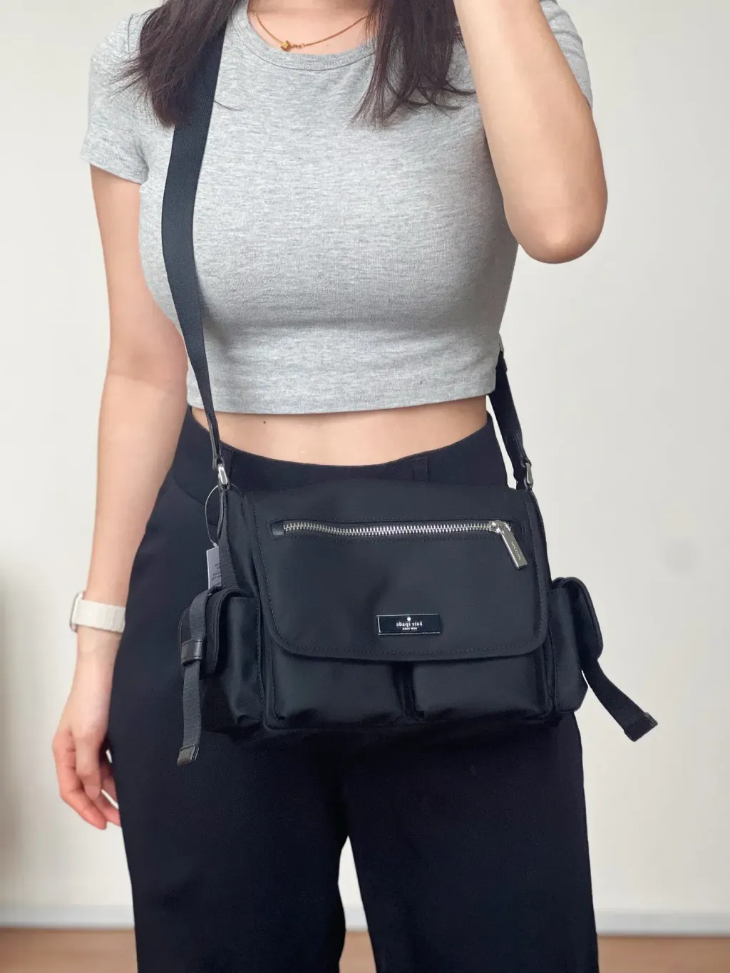 JuzBeauty_JuzBeautyMalaysia_JuzPretty_Authentic_Kbeauty_Malaysia_Skin_Care_Cosmetics_K-beauty_Health_Care_korean_streetwear_KATE SPADE KN672 Carter Ksnyl Cargo Messenger Bag Black 斜挎包5