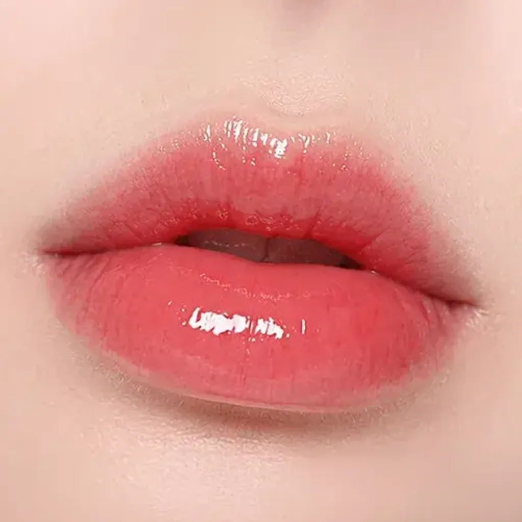 JuzBeauty_JuzBeautyMalaysia_JuzPretty_Authentic_Kbeauty_Malaysia_Skin_Care_Cosmetics_K-beauty_Health_Care_korean_streetwear_KEYM Lip Glow Bow 蝴蝶结水光唇釉吊饰3