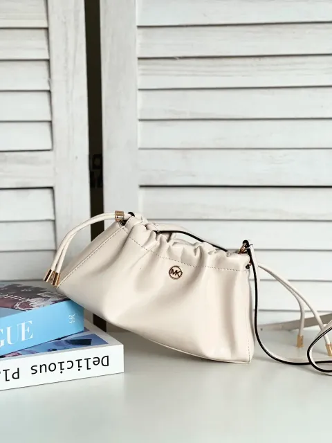 JuzBeauty_JuzBeautyMalaysia_JuzPretty_Authentic_Kbeauty_Malaysia_Skin_Care_Cosmetics_K-beauty_Health_Care_korean_streetwear_MICHAEL KORS 35T6GMTC5U Matilda Small Crossbody in Cream 斜挎包4