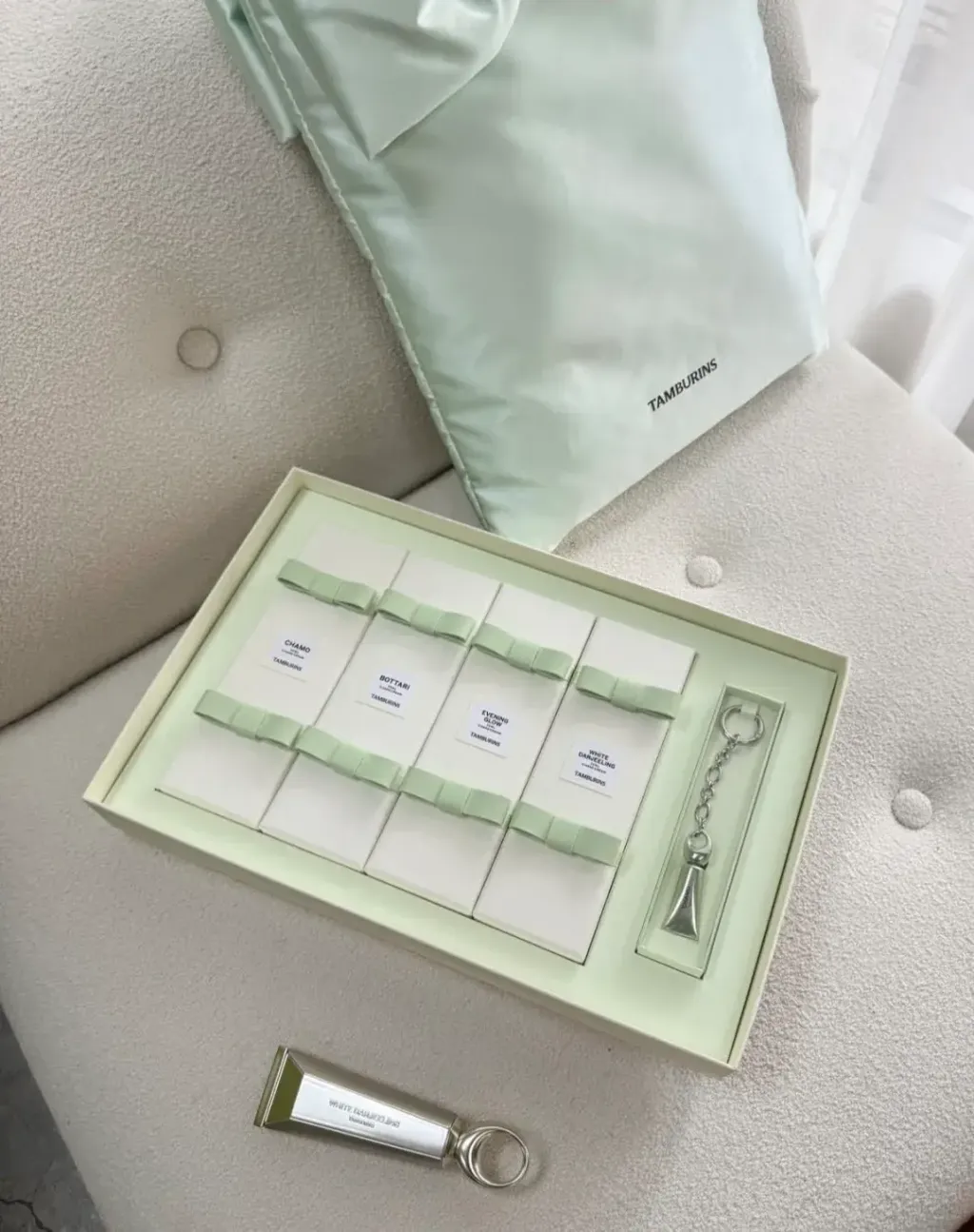 JuzBeauty_JuzBeautyMalaysia_JuzPretty_Authentic_Kbeauty_Malaysia_Skin_Care_Cosmetics_K-beauty_Health_Care_korean_streetwear_TAMBURINS O Hand Cream O系列香氛护手霜 3