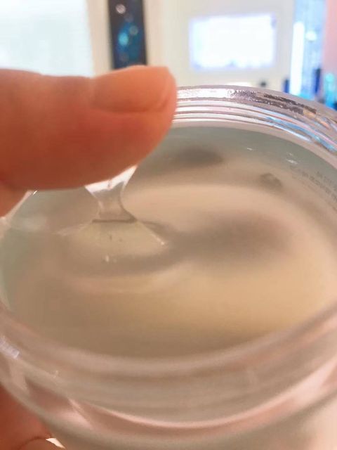 JuzBeauty_JuzBeautyMalaysia_Authentic_Kbeauty_AHC_Real_Aqua_Marine_ Wash-Off_ Mask_2.jpg