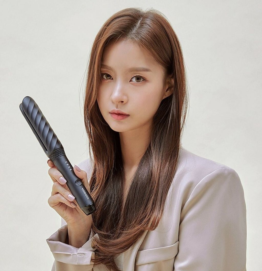 JuzBeauty_JuzBeautyMalaysia_JuzPretty_Authentic_Kbeauty_Malaysia_Jbeauty_Vodana_Heat-resistant_All_in_One_Hair_Iron_ (1).jpg