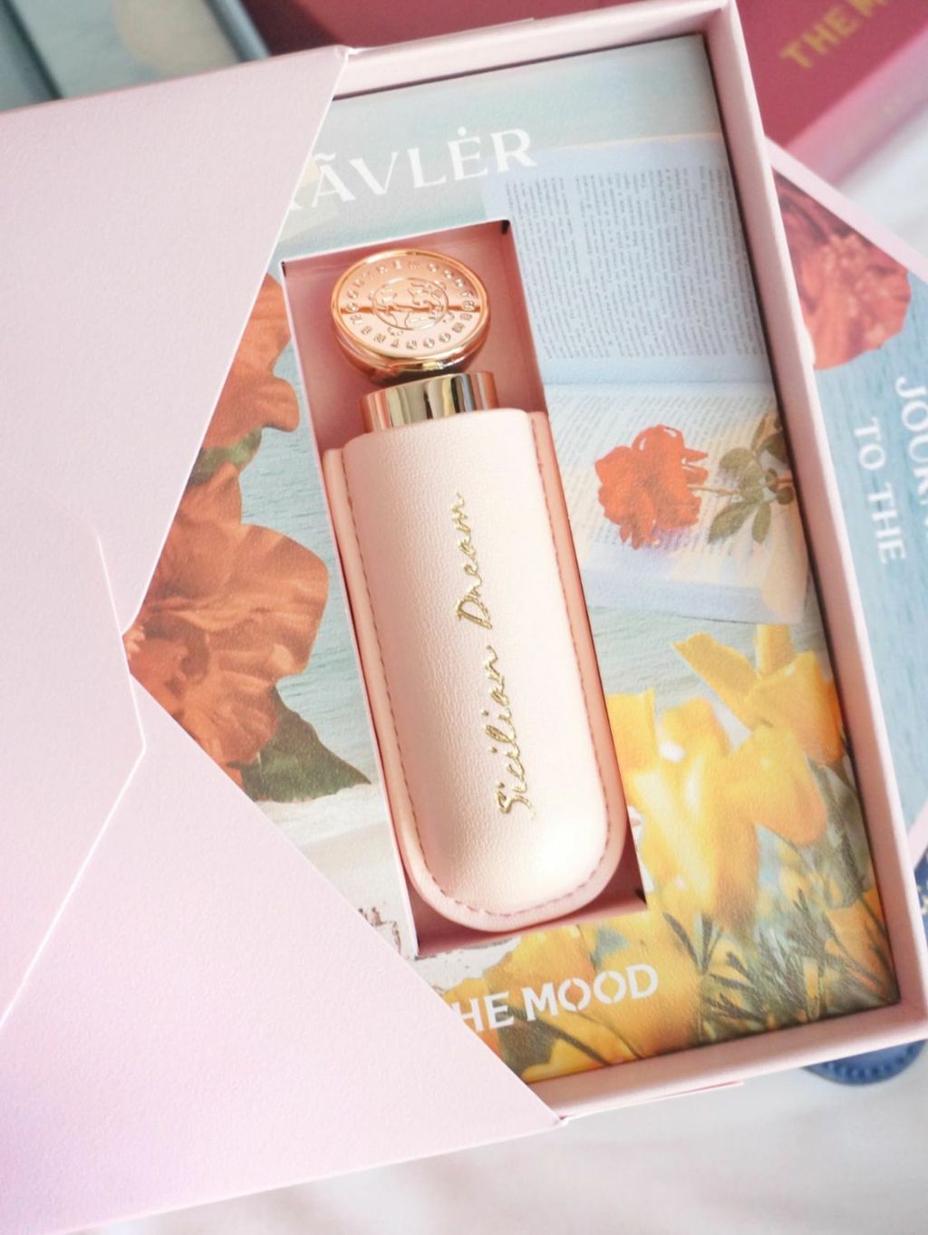 JuzBeauty_JuzBeautyMalaysia_JuzPretty_Authentic_Kbeauty_Malaysia_Jbeauty_Australia_Health_Care_The_Mood_Traveler_Solid_Perfume_ (12).jpg