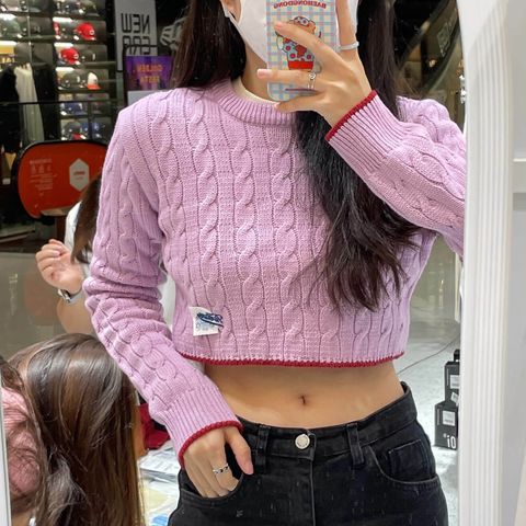 JuzBeauty_JuzBeautyMalaysia_JuzPretty_Authentic_Kbeauty_Malaysia_Skin_Care_Cosmetics_Jbeauty_Australia_Health_Care_korean_streetwear_OiOi Cable Crop Sweater 52BHFWCKN093