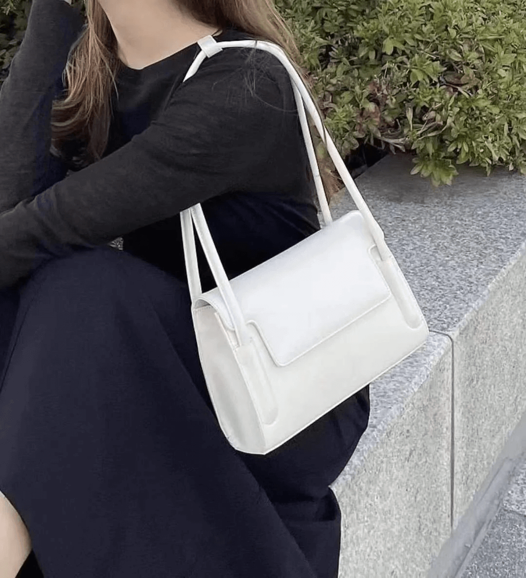 JuzBeauty_JuzBeautyMalaysia_JuzPretty_Authentic_Kbeauty_Malaysia_Skin_Care_Cosmetics_Jbeauty_Australia_Health_Care_korean_streetwear_FIND KAPOOR Marty Bag 26 10