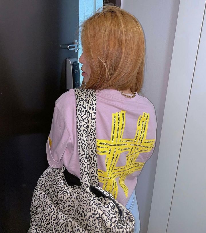 JuzBeauty_JuzBeautyMalaysia_JuzPretty_Authentic_Kbeauty_Malaysia_Skin_Care_Cosmetics_Jbeauty_Australia_Health_Care_korean_streetwear_BEENTRILL Yellow Taping T-shirt 经典Tee 14