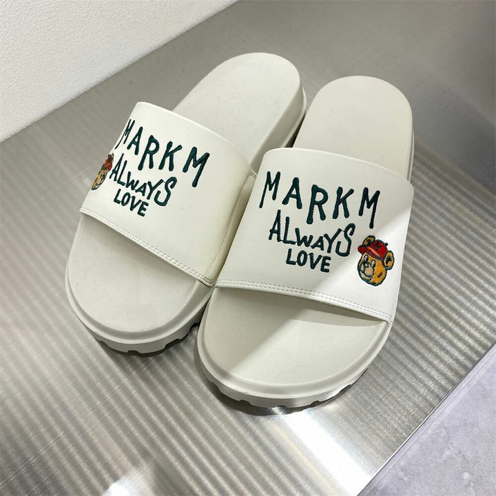 JuzBeauty_JuzBeautyMalaysia_JuzPretty_Authentic_Kbeauty_Malaysia_Skin_Care_Cosmetics_Jbeauty_Australia_Health_Care_korean_streetwear_MARKM Always Love Bear Slide 可爱熊熊拖 6