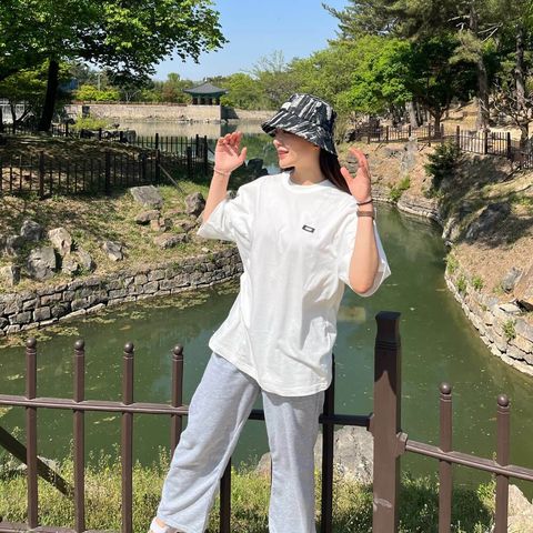 JuzBeauty_JuzBeautyMalaysia_JuzPretty_Authentic_Kbeauty_Malaysia_Skin_Care_Cosmetics_Jbeauty_Australia_Health_Care_korean_streetwear_FCMM Essential Air Cooling 2-PACK T-shirt 4