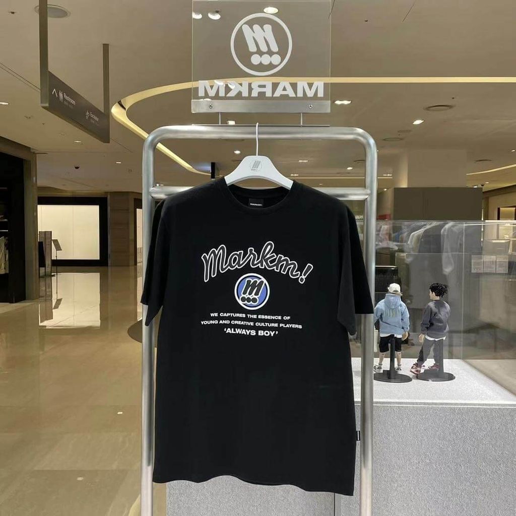 JuzBeauty_JuzBeautyMalaysia_JuzPretty_Authentic_Kbeauty_Malaysia_Skin_Care_Cosmetics_Jbeauty_Australia_Health_Care_korean_streetwear_MARKM Graphic Symbol T-shirt 3