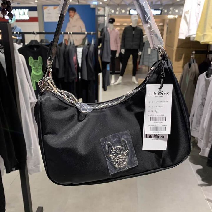 JuzBeauty_JuzBeautyMalaysia_JuzPretty_Authentic_Kbeauty_Malaysia_Skin_Care_Cosmetics_Jbeauty_Health_Care_korean_streetwear_US_LifeWork Hobo Bag 腋下包 LW235BG7501