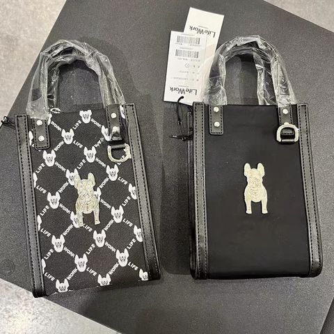 JuzBeauty_JuzBeautyMalaysia_JuzPretty_Authentic_Kbeauty_Malaysia_Skin_Care_Cosmetics_Jbeauty_Health_Care_korean_streetwear_US_LifeWork Crossbody Bag 斜挎包 LW235BG4092
