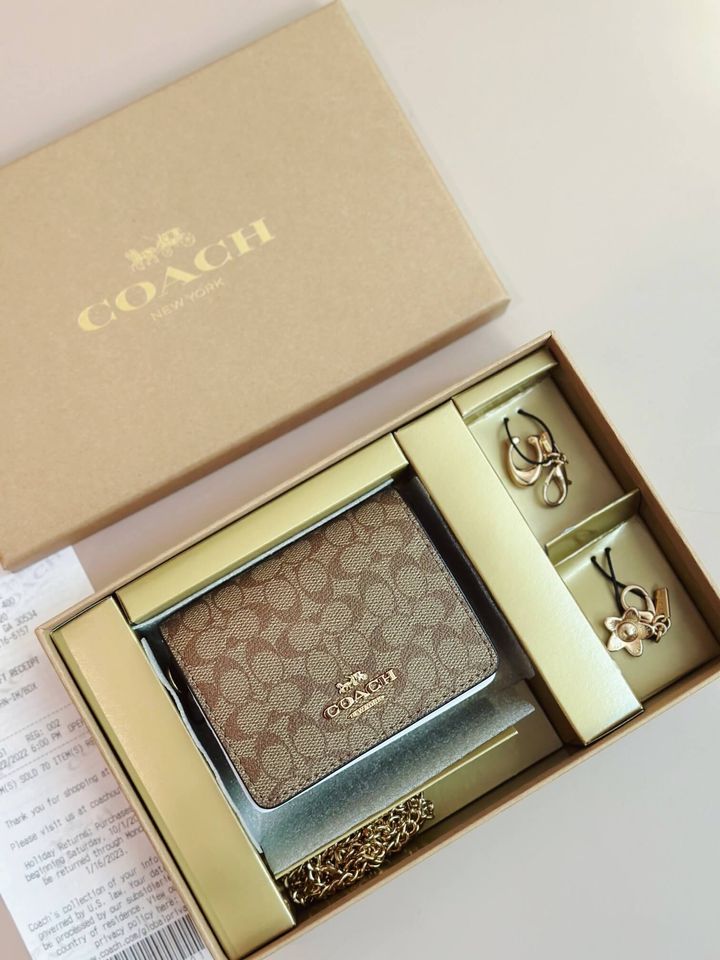 JuzBeauty_JuzBeautyMalaysia_JuzPretty_Authentic_Kbeauty_Malaysia_Skin_Care_Cosmetics_Jbeauty_Health_Care_korean_streetwear_US_COACH CF468 Boxed Mini Wallet on Chain in Sig Canvas Khaki Saddle