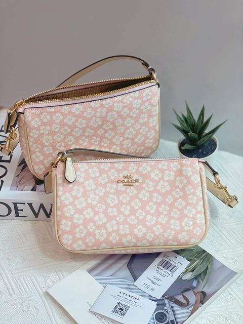 JuzBeauty_JuzBeautyMalaysia_JuzPretty_Authentic_Kbeauty_Malaysia_Skin_Care_Cosmetics_Jbeauty_Health_Care_korean_streetwear_US_COACH CA783 Nolita 19 with Graphic Ditsy Floral Print