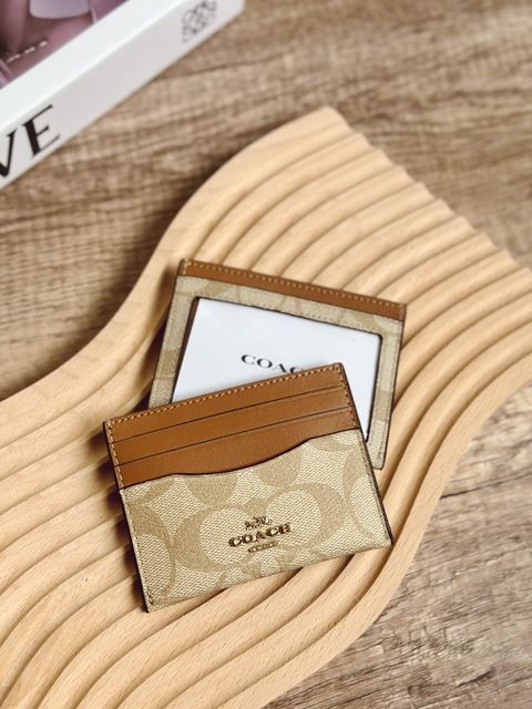 JuzBeauty_JuzBeautyMalaysia_JuzPretty_Authentic_Kbeauty_Malaysia_Skin_Care_Cosmetics_Jbeauty_Health_Care_korean_streetwear_US_COACH CH415 Slim Id Card Case in Signature Canvas Light Khaki