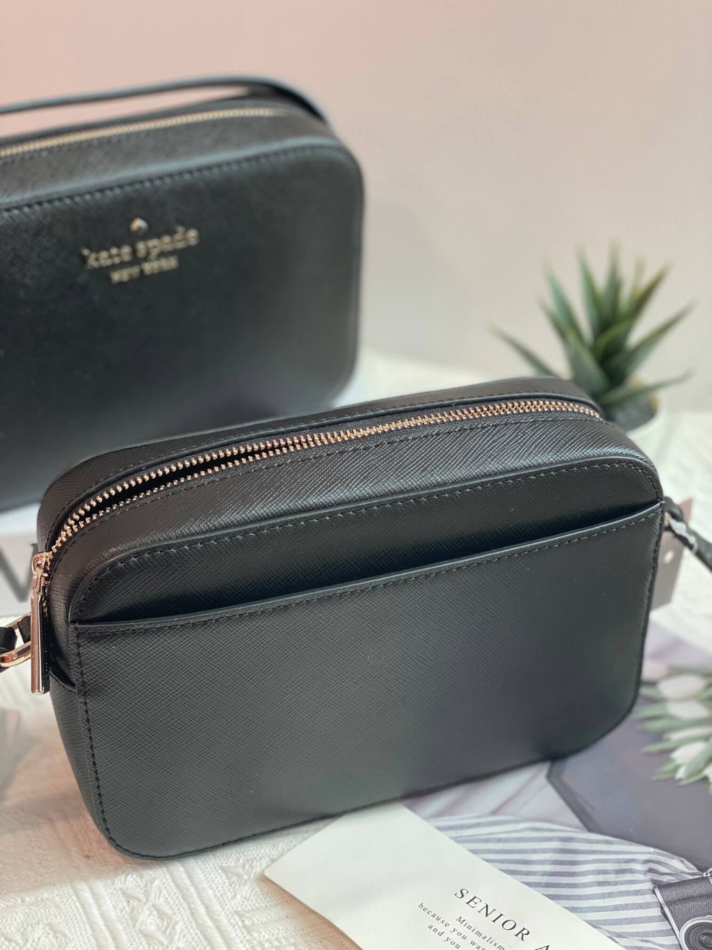 JuzBeauty_JuzBeautyMalaysia_JuzPretty_Authentic_Kbeauty_Malaysia_Skin_Care_Cosmetics_Jbeauty_Health_Care_korean_streetwear_US_Kate Spade WLR00686 Staci Mini Camera Bag in Black