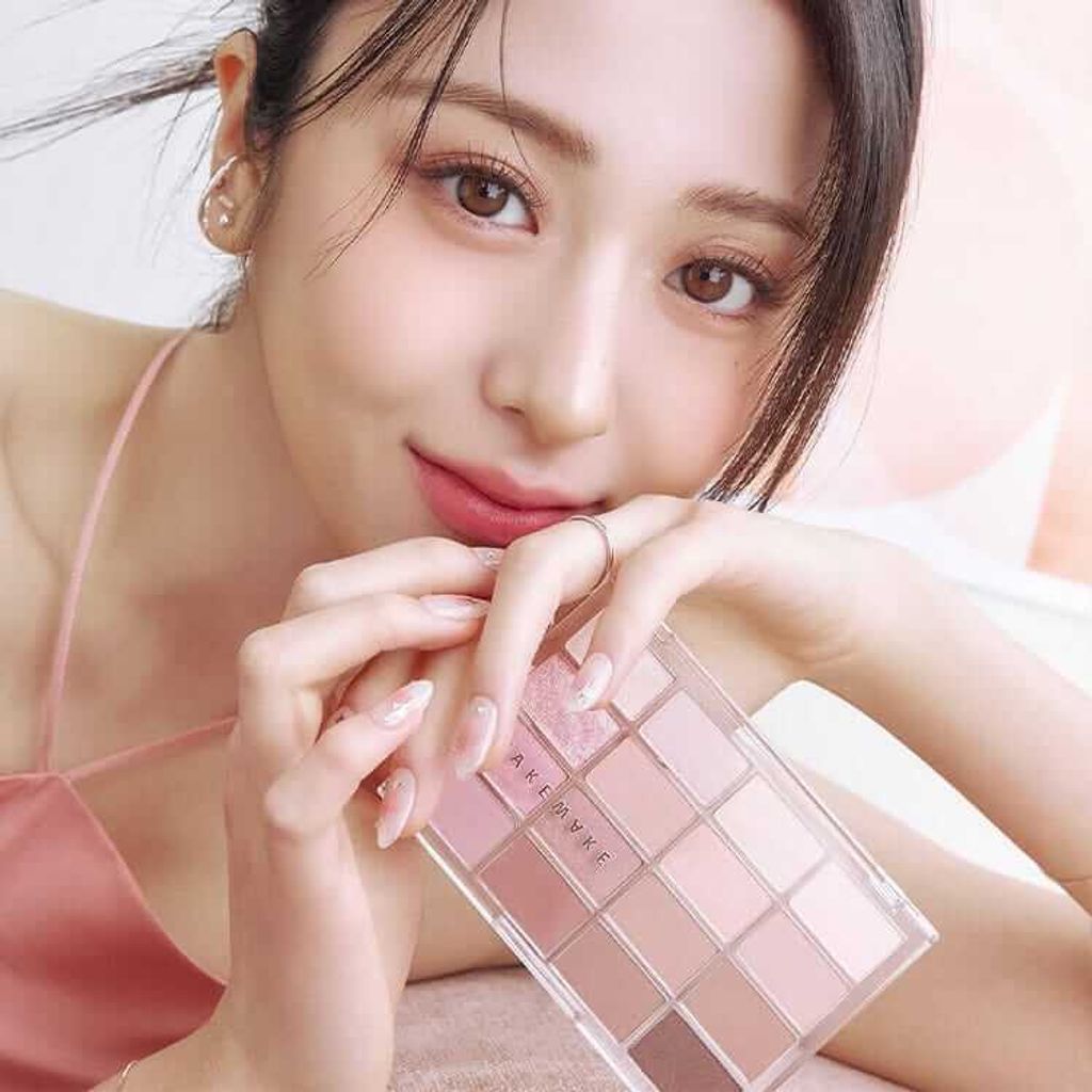 JuzBeauty_JuzBeautyMalaysia_JuzPretty_Authentic_Kbeauty_Malaysia_Skin_Care_Cosmetics_Jbeauty_Health_Care_korean_streetwear_WAKEMAKE Soft Blurring Eye Palette 柔雾经典16色眼影盘6