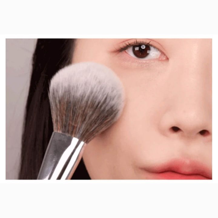 JuzBeauty_JuzBeautyMalaysia_JuzPretty_Authentic_Kbeauty_Malaysia_Skin_Care_Cosmetics_Jbeauty_Health_Care_korean_streetwear_fillimilli Perfect Powder Brush 880 完美散粉刷8803