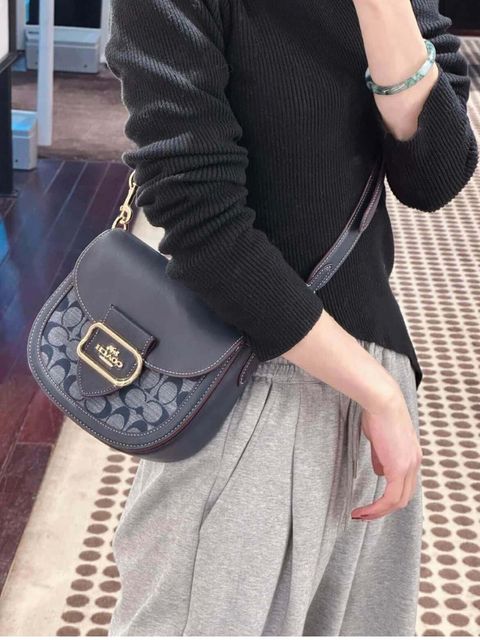 JuzBeauty-JuzBeautyMalaysia-JuzPretty-Authentic-Kbeauty-Malaysia-Skin-Care-Cosmetics-Jbeauty-Health-Care-korean-streetwear-COACH CH143 Morgan Saddle Bag In Signature Chambray In Denim Multi 香布雷款马鞍包1.jpg
