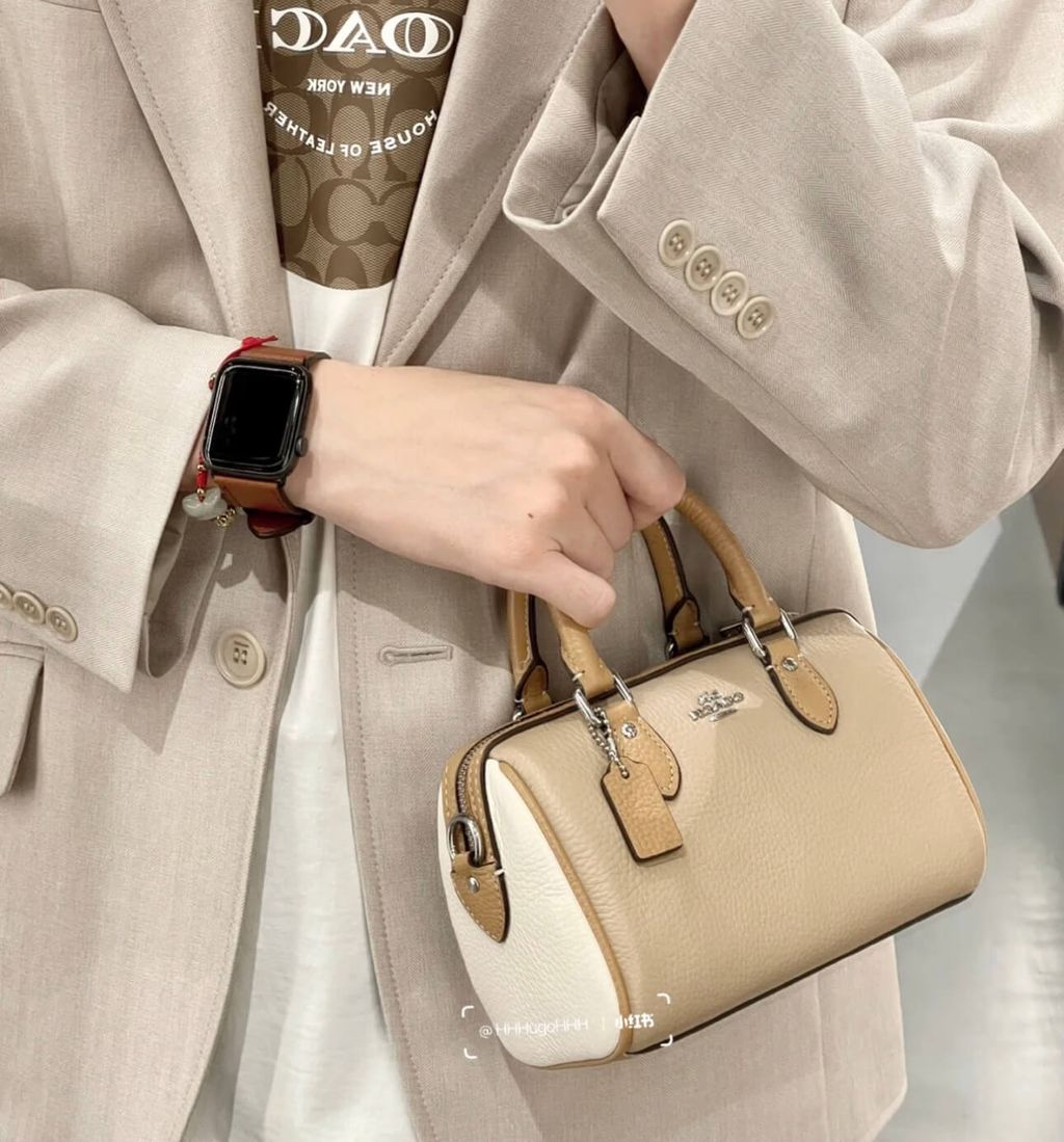 JuzBeauty-JuzBeautyMalaysia-JuzPretty-Authentic-Kbeauty-Malaysia-Skin-Care-Cosmetics-Jbeauty-Health-Care-korean-streetwear-COACH CH159 Mini Rowan Crossbody In Sandy Beige Multi Colorblock 迷你波士顿包1.jpg