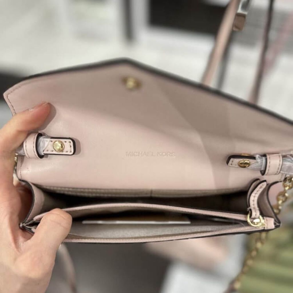 JuzBeauty-JuzBeautyMalaysia-JuzPretty-Authentic-Kbeauty-Malaysia-Skin-Care-Cosmetics-Jbeauty-Health-Care-korean-streetwear-MK MICHAEL KORS 35S3GTVC5L Small Saffiano Leather Envelope Crossbody Bag In Black 斜挎包4