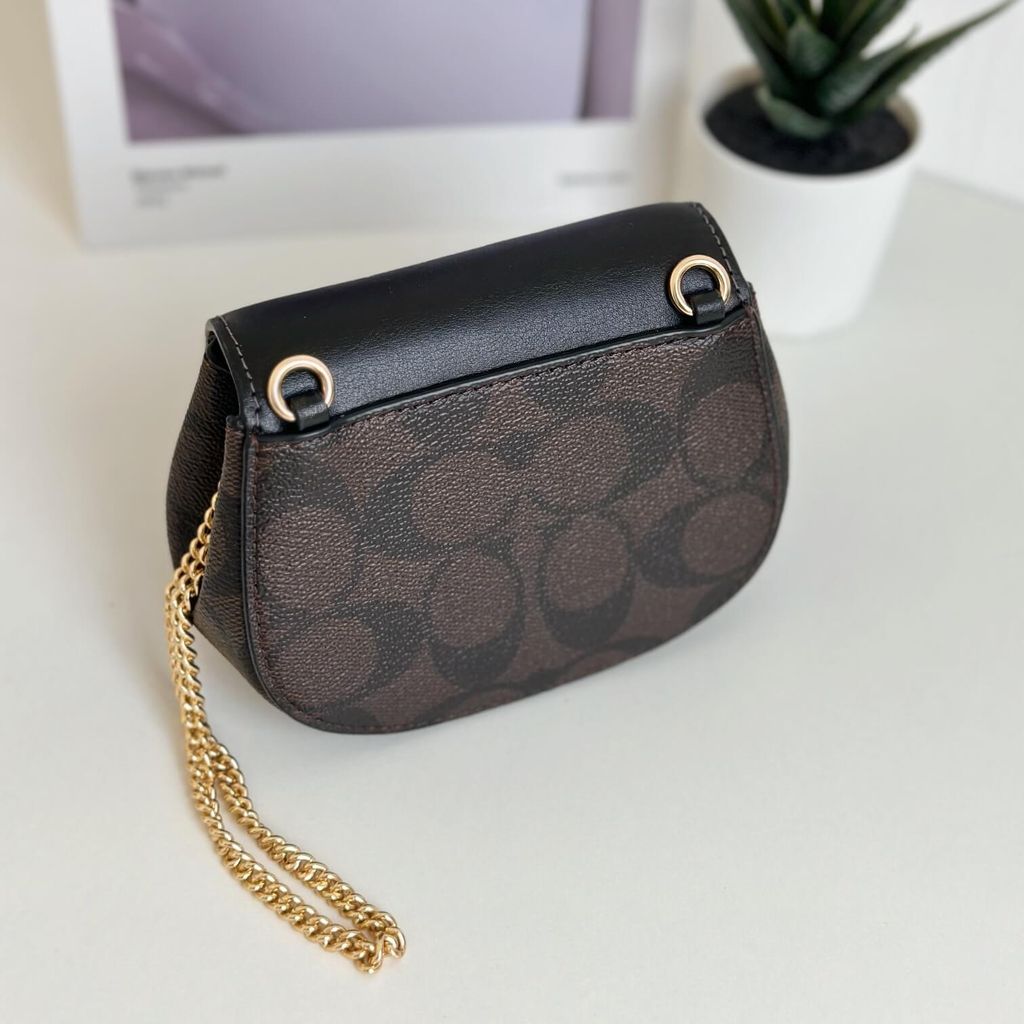 JuzBeauty-JuzBeautyMalaysia-JuzPretty-Authentic-Kbeauty-Malaysia-Skin-Care-Cosmetics-Jbeauty-Health-Care-korean-streetwear-COACH CK439 Morgan Card Case On A Chain In Signature Canvas In Brown Black 斜挎包2