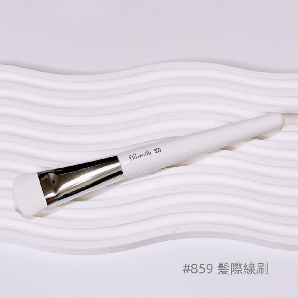 JuzBeauty-JuzBeautyMalaysia-JuzPretty-Authentic-Kbeauty-Malaysia-Skin-Care-Cosmetics-Jbeauty-Health-Care-korean-streetwear-fillimilli x Leo J Hairline Contour Brush 发际线填充刷 8591