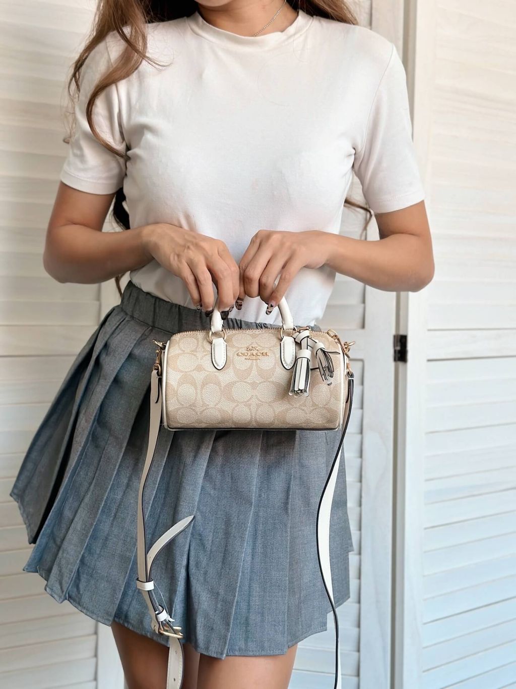 JuzBeauty_JuzBeautyMalaysia_JuzPretty_Authentic_Kbeauty_Malaysia_Skin_Care_Cosmetics_Jbeauty_Health_Care_korean_streetwear_US_Luxury_COACH CK689 Lacey Crossbody In Signature Canvas in Light Khaki Chalk3