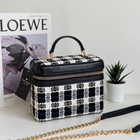 JuzBeauty_JuzBeautyMalaysia_JuzPretty_Authentic_Kbeauty_Malaysia_Skin_Care_Cosmetics_Jbeauty_Health_Care_korean_streetwear_US_Luxury_KATE SPADE KC494 Carey Top Handle Trunk Crossbody Black Multi 斜挎包1