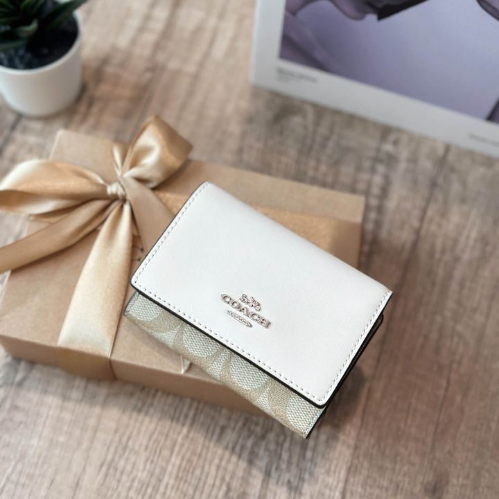 JuzBeauty_JuzBeautyMalaysia_JuzPretty_Authentic_Kbeauty_Malaysia_Skin_Care_Cosmetics_Jbeauty_Health_Care_korean_streetwear_US_Luxury_COACH CM761 Micro Wallet in Signature Canvas In Sv Light Khaki 钱包1