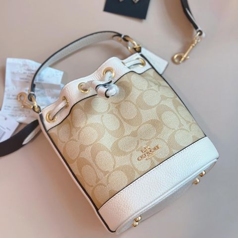 JuzBeauty_JuzBeautyMalaysia_JuzPretty_Authentic_Kbeauty_Malaysia_Skin_Care_Cosmetics_Jbeauty_Health_Care_korean_streetwear_US_Luxury_COACH C5121 Dempsey Drawstring Bucket Bag 15 in Signature in Light Khaki 水桶包8