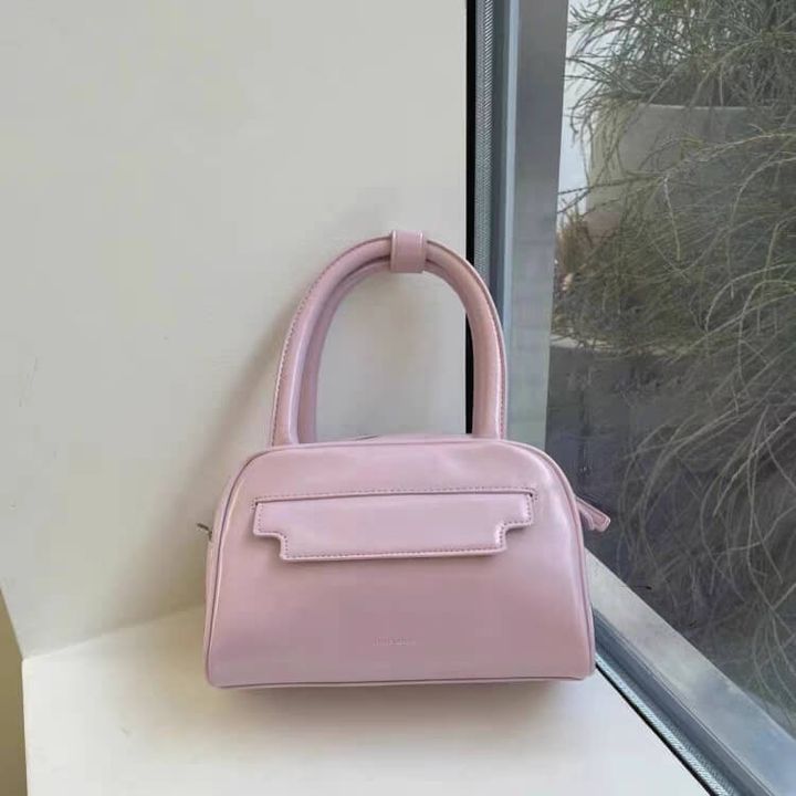 JuzBeauty-JuzBeautyMalaysia-JuzPretty-Authentic-Kbeauty-Malaysia-Skin-Care-Cosmetics-Jbeauty-Health-Care-korean-streetwear-FIND KAPOOR Marty Laura Bag 21 Crinkled 斜挎包3