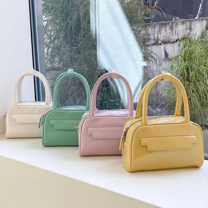 JuzBeauty-JuzBeautyMalaysia-JuzPretty-Authentic-Kbeauty-Malaysia-Skin-Care-Cosmetics-Jbeauty-Health-Care-korean-streetwear-FIND KAPOOR Marty Laura Bag 21 Crinkled 斜挎包13