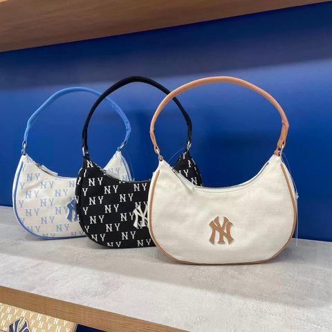 JuzBeauty-JuzBeautyMalaysia-JuzPretty-Authentic-Kbeauty-Malaysia-Skin-Care-Cosmetics-Jbeauty-Health-Care-korean-streetwear-MLB Classic Monogram Jacquard Hobo Bag New York Yankees 腋下包 3ABQS014N9