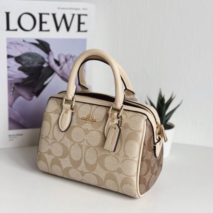 JuzBeauty_JuzBeautyMalaysia_JuzPretty_Authentic_Kbeauty_Malaysia_Skin_Care_Cosmetics_Jbeauty_Health_Care_korean_streetwear_US_Luxury_COACH CH160 Mini Rowan Satchel In Blocked Signature Canvas In Im:light Khaki Multi 枕头包3