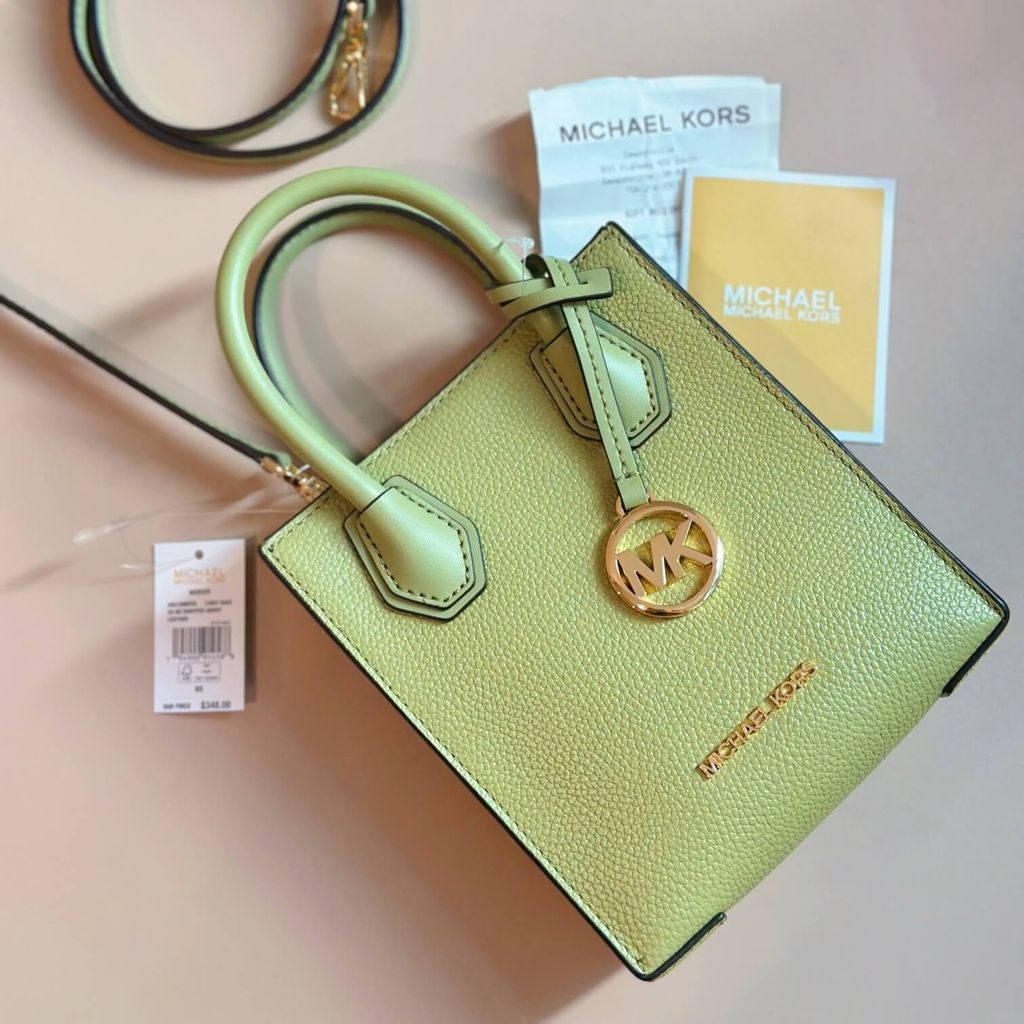 JuzBeauty_JuzBeautyMalaysia_JuzPretty_Authentic_Kbeauty_Malaysia_Skin_Care_Cosmetics_Jbeauty_Health_Care_korean_streetwear_US_Luxury_MICHAEL KORS 35S1GM9T0L Mercer Extra-small Pebbled Leather Crossbody Bag Light Sage 琴谱包5