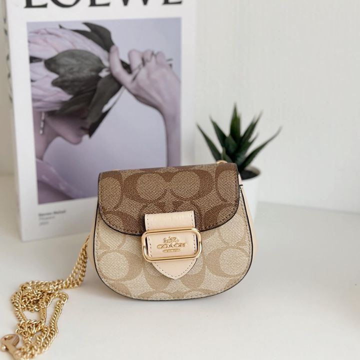 JuzBeauty_JuzBeautyMalaysia_JuzPretty_Authentic_Kbeauty_Malaysia_Skin_Care_Cosmetics_Jbeauty_Health_Care_korean_streetwear_US_Luxury_COACH CJ541 Morgan Card Case On A Chain In Signature Canvas In Light Khaki 斜挎包3