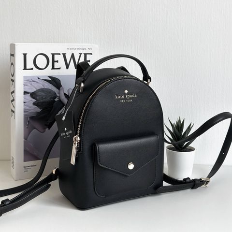 JuzBeauty_JuzBeautyMalaysia_JuzPretty_Authentic_Kbeauty_Malaysia_Skin_Care_Cosmetics_Jbeauty_Health_Care_korean_streetwear_US_Luxury_KATE SPADE K8702 Schuyler Mini Black Saddiano Pvc Leather In Black 迷你背包3