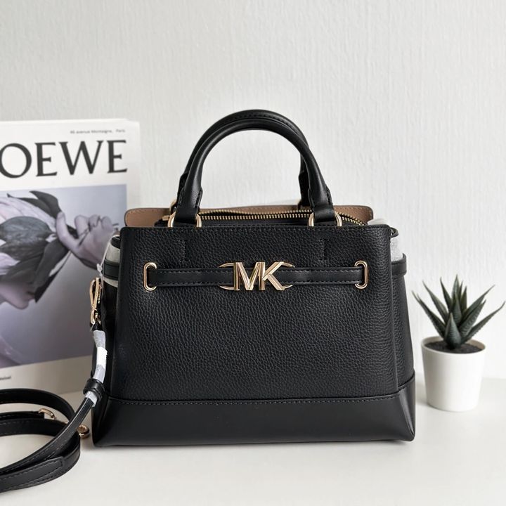 JuzBeauty_JuzBeautyMalaysia_JuzPretty_Authentic_Kbeauty_Malaysia_Skin_Care_Cosmetics_Jbeauty_Health_Care_korean_streetwear_US_Luxury_MICHAEL KORS 35S3G6RS1T Reed Small Two-tone Pebbled Leather Belted Satchel In Black 戴妃包3
